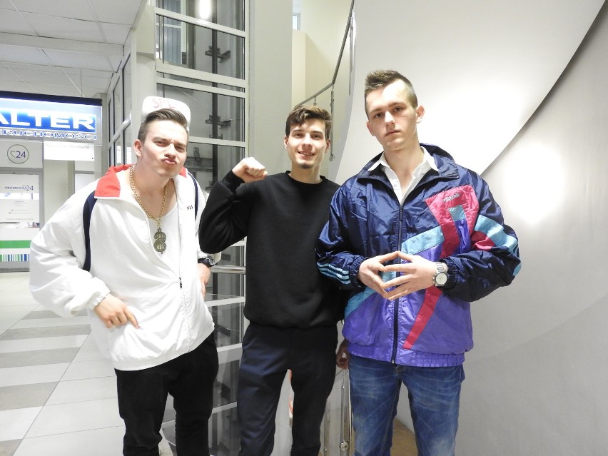 Szymon (z lewej) i Bartosz (z prawej) są wokalistami, Maciej...
