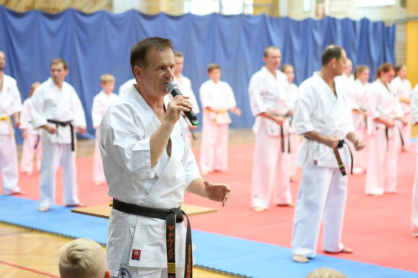 Pokazowy trening Karate Shinkyokushin.