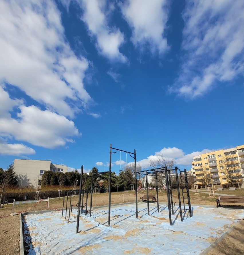 Kraków. Nowe atrakcje w mieście: siłownia na os. Oświecenia, park w Łagiewnikach