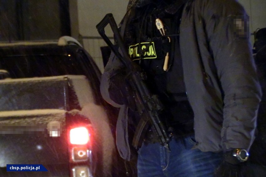Policja zatrzymała gang sutenerów w Krakowie i Zakopanem