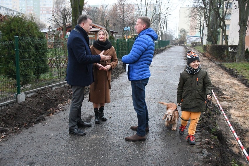 Remont drogi wewnętrznej na osiedlu Armii Krajowej w...