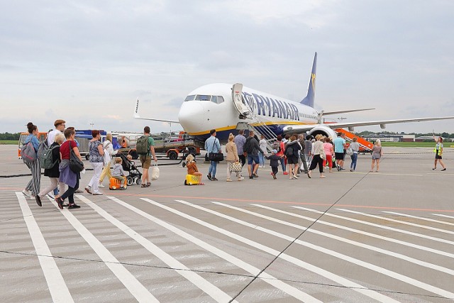 W 2023 roku łódzki port lotniczy zamierza obsłużyć 340 tys. pasażerów. Czy lotnisko w Radomiu zaszkodzi tym planom?