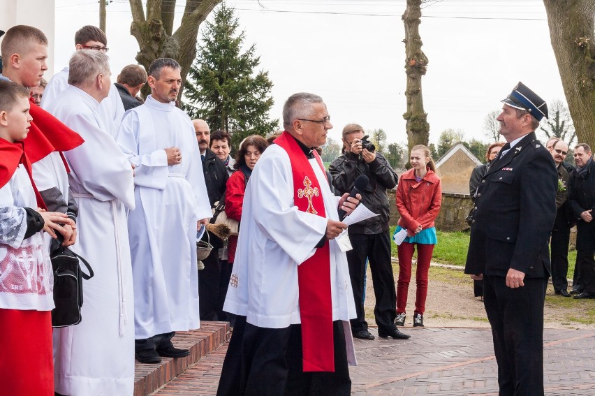 Odsłonięcie i poświęcenie Dębów Pamięci w Biezdrowie