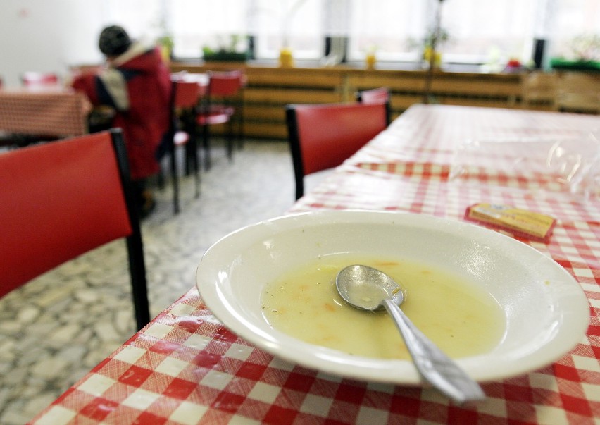 Jest wniosek o bezpłatne, ciepłe posiłki dla uczniów z Gdyni. Władze miasta go uwzględnią? [zdjęcia] 