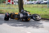 Kompletnie pijany motocyklista zahaczył o krawężnik i miał wypadek w Kostrzynie! 