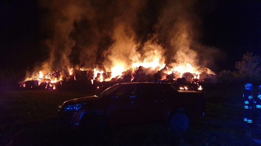 Pożar w miejscowości Łękińsko (gmina Kleszczów), 26 - 27...