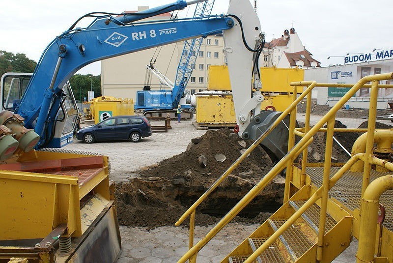 Poznań: Budowa nowego gmachu UEP. W piątek wmurowanie kamienia węgielnego [ZDJĘCIA]