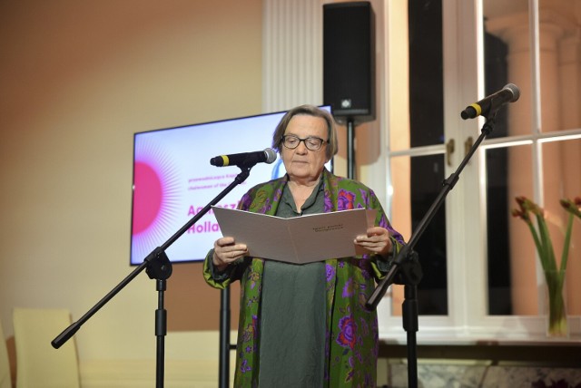 Agnieszka Holland jako przewodnicząca Kapituły AURORY 2022. Nagrody Dramaturgicznej Miasta Bydgoszczy uroczyście odczytała werdykt w sobotni wieczór (29 października) podczas gali w Pałacu w Ostromecku