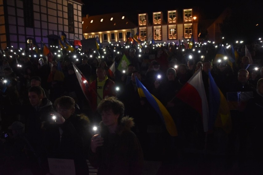 Protest zielonogórzan przeciw wojnie na Ukrainie, 24 lutego...