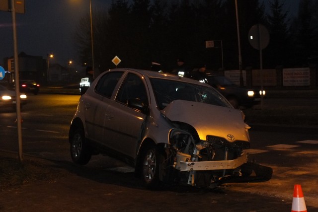 Wypadek w Zamościu na skrzyżowaniu Królowej Jadwigi i Dzieci Zamojszczyzny