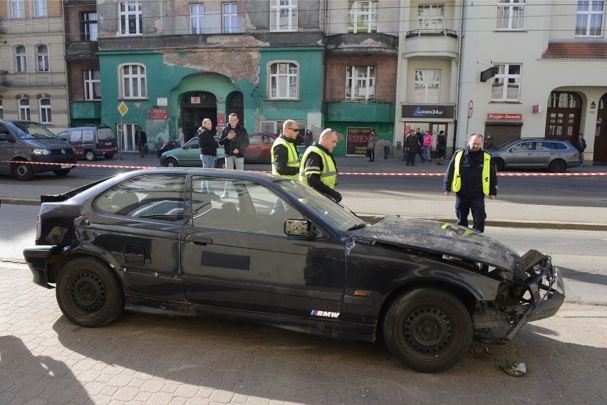 Wypadki w Poznaniu - relacje, zdjęcia, utrudnienia w ruchu