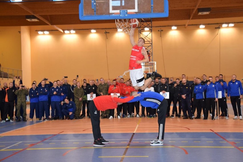 Mistrzostwa Wojska Polskiego w Piłce Koszykowej w 32 BLT w Łasku