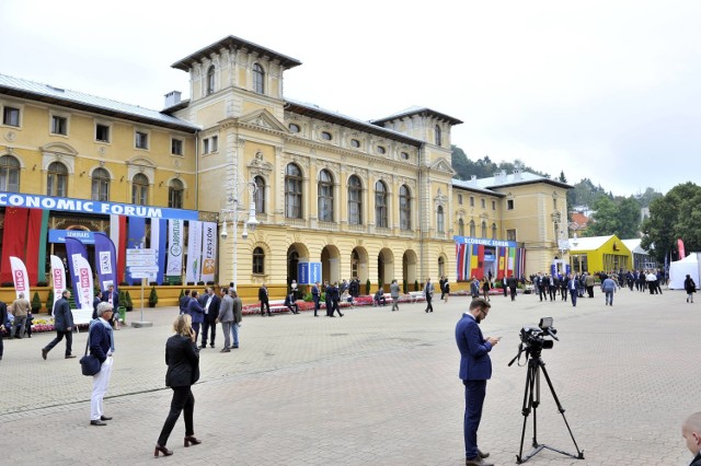 Podczas trzydniowego Forum Ekonomiczne strefa uzdrowiskowa (deptak) jest niedostępna dla turystów i mieszkańców