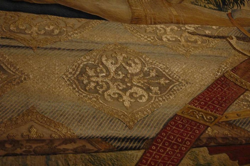 Na Wawelu można podziwiać część słynnych tkanin