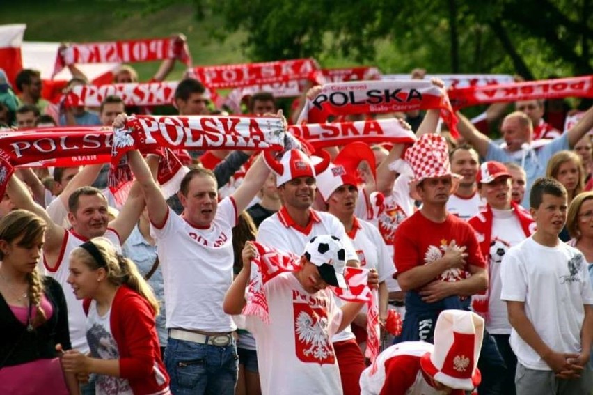 Biało-czerwona Piła. 10 lat temu zaczynało się Euro 2012 w Polsce. 1,5 tysiąca miejsc nie wystarczyło dla kibiców! 