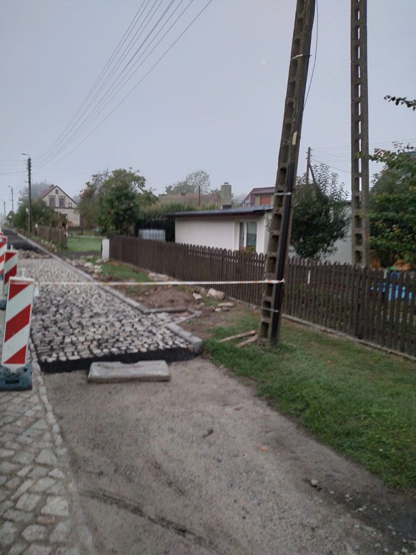 W Połęcku (gmina Maszewo) przy drodze wojewódzkiej nr 138...