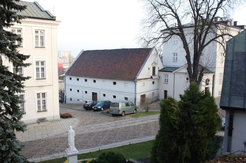 Stare Miasto - Saska Kępa

Na wycieczkę rowerową możemy...