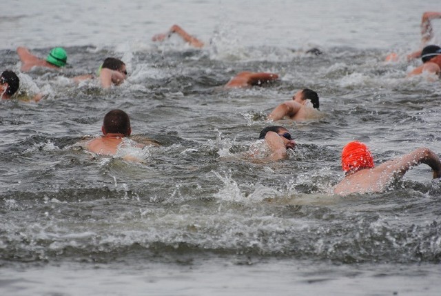 Maraton pływacki w Nowym Dębcu