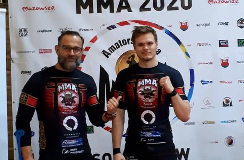 Wiktor Cegła i trener Marcin Malecki