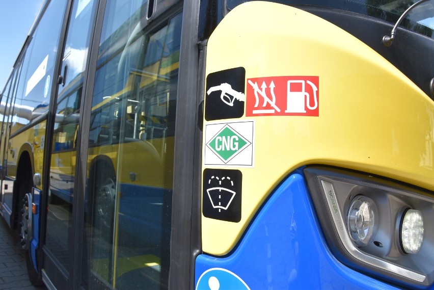 Nowiutkie autobusy dla MPK w Tarnowie. Wygodne, z klimatyzacją i ekologiczne [ZDJĘCIA]