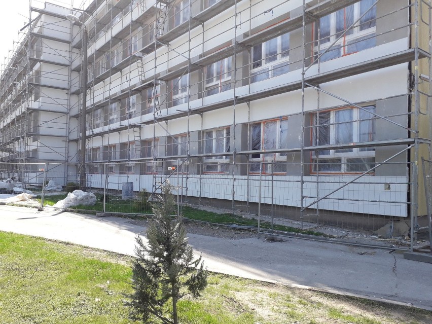Lublin: 12 milionów na termomodernizację szkoły i bursy przy Zemborzyckiej. Co jeszcze zostało do zrobienia?