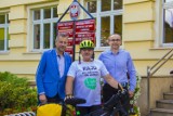 Jeździ po Polsce by uzbierać fundusze dla chorych dzieci