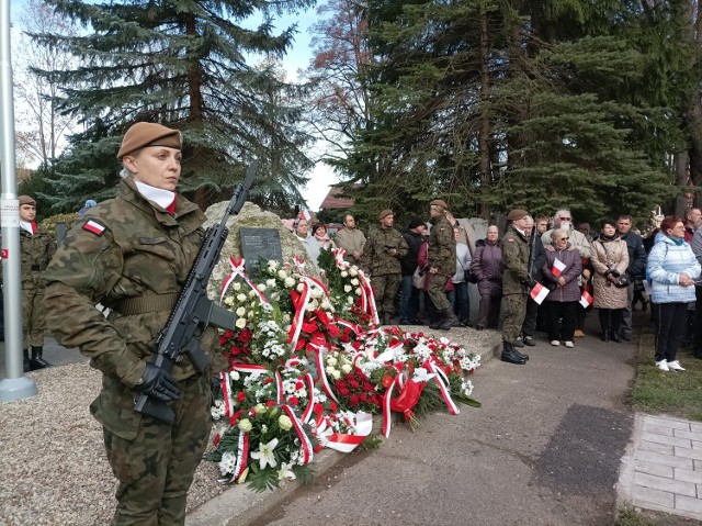 Oficjalne obchody Dnia Niepodległości Powiatu Karkonoskiego odbyły się w Piechowicach