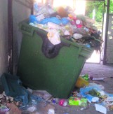 Ustawa śmieciowa w Gdańsku wywołała paraliż. Miasta tonie w śmieciach