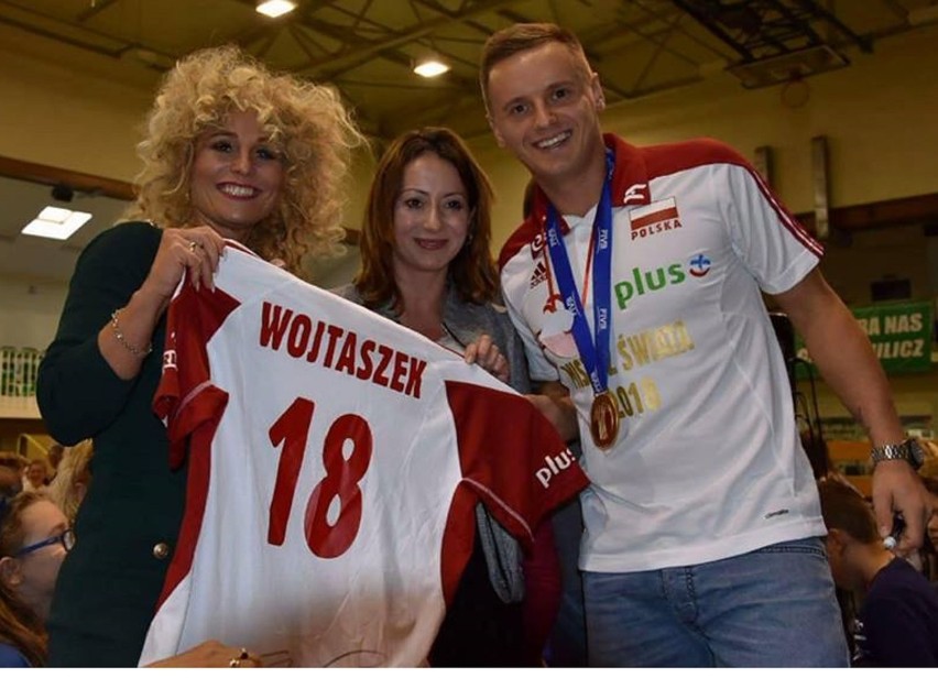 Damian Wojtaszek, mistrz świata w siatkówce mężczyzn, odwiedził pobliski Milicz