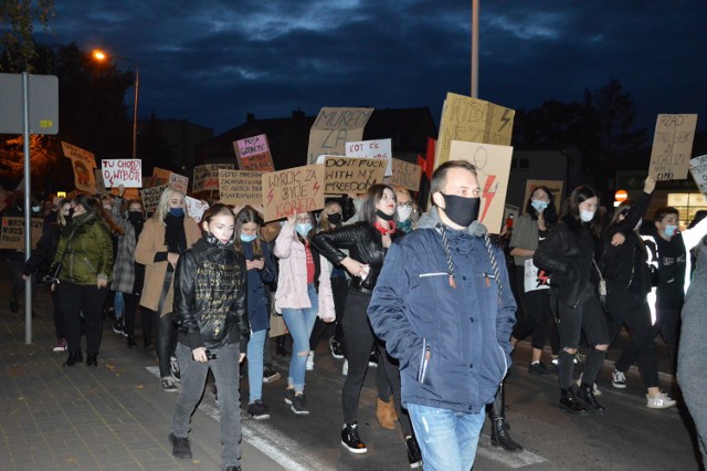 Tak wyglądał protest w Żaganiu 28 października 2020