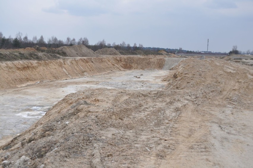 Budowa S-7 z Radomia do granic województw przekroczyła półmetek. Otwarcie trasy wiosną 2017 roku