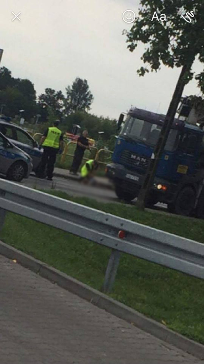 - Na ul. Poznańskiej panują duże utrudnienia w ruchu -...