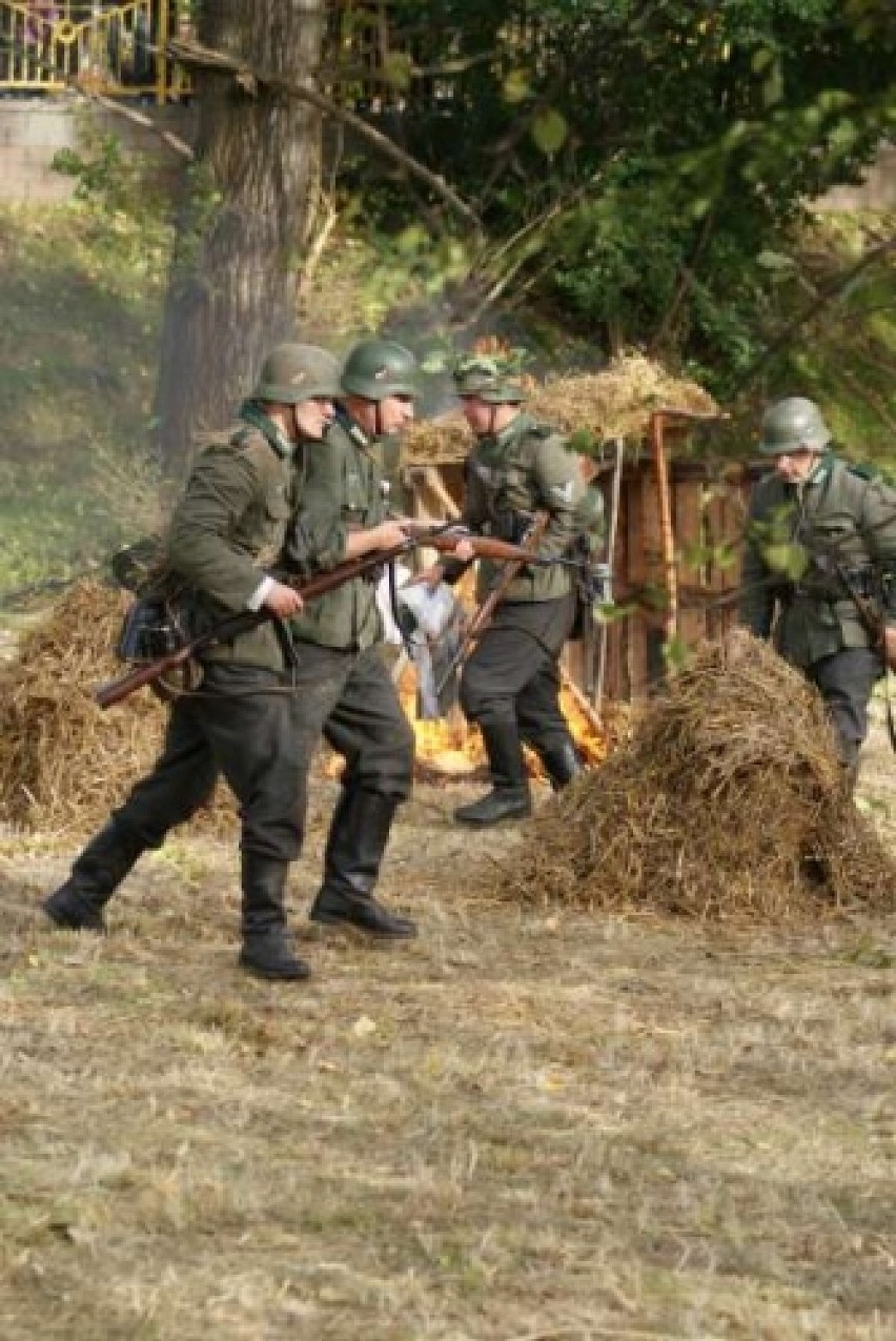 Hala Ludowa w weekend przejęta zostanie przez wojsko! Rusza impreza militarna REKON 2014!