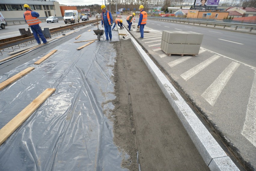 Budowa linii tramwajowej na Morenę (4.04.2014)