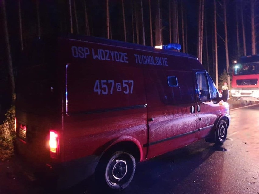  Wypadek na trasie Wdzydze-Wąglikowice. 29-letni kierujący miał 3,5 promila alkoholu [ZDJĘCIA]