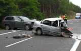 W wypadku na trójce zginął 66-letni mieszkaniec Żagania. Policja apeluje o rozwagę