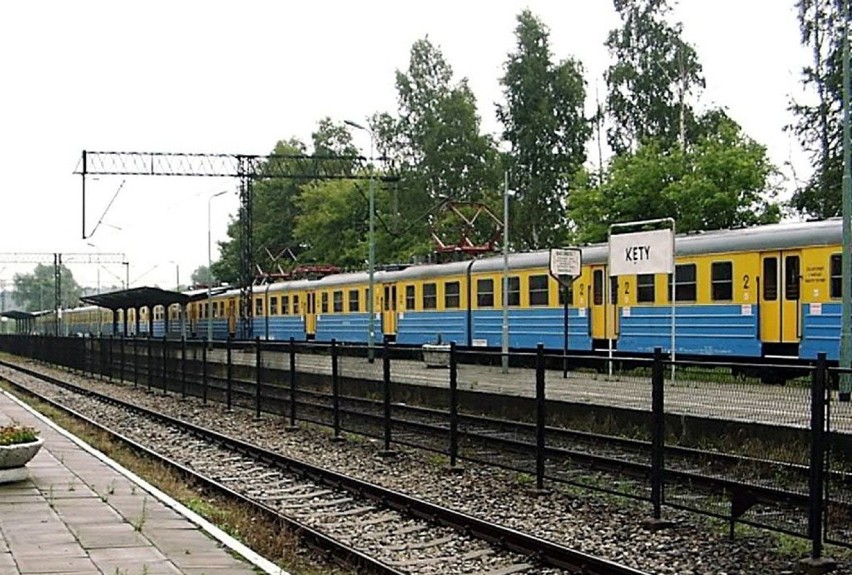 Koniec kultowych pociągów EN57 w Kolejach Śląskich. Przechodzą do historii