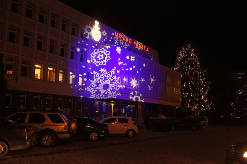 Świąteczna projekcja na budynku UM w Radomsku