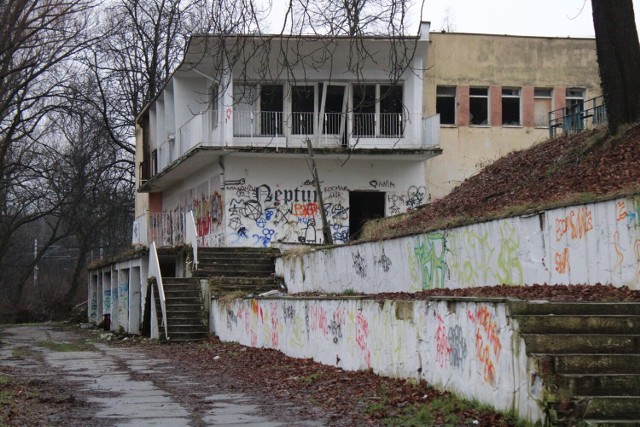 Obecnie trwa sprawdzanie stanu murów Neptuna