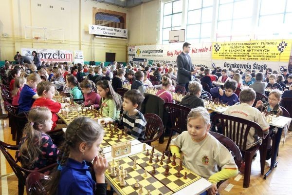 Trzebinia: turniej szachowy dla dzieci [ZDJĘCIA]