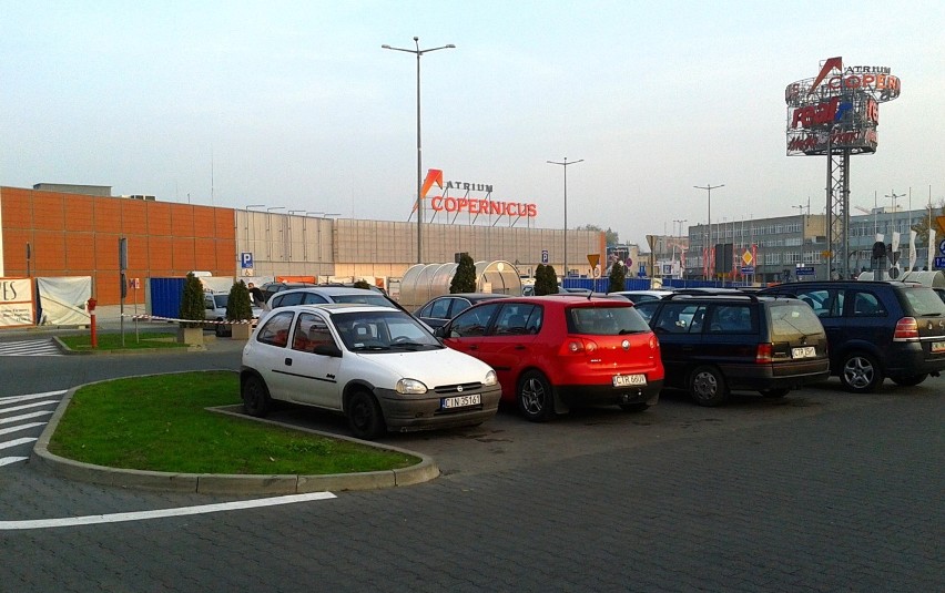 Trwa rozbudowa Atrium Copernicus centrum handlowego  w Toruniu