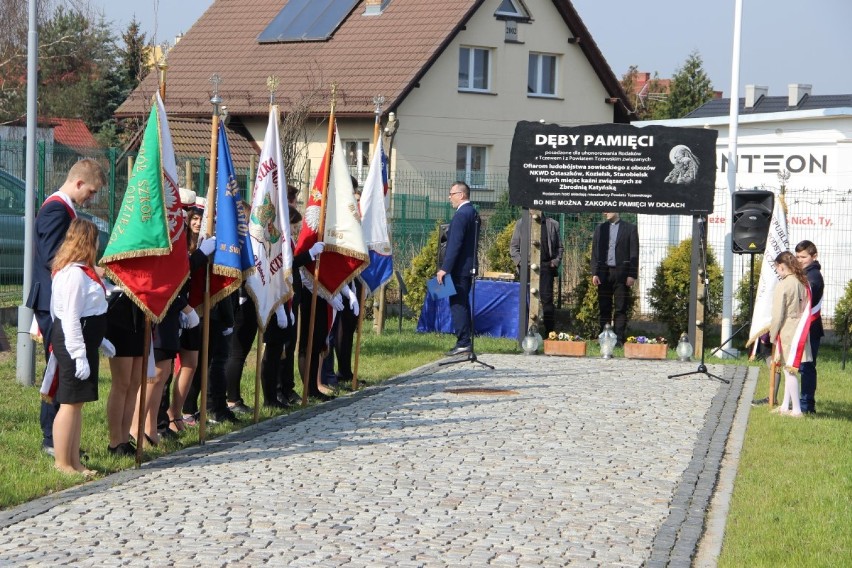 Obchody rocznicy zbrodni katyńskiej. Uroczystości w Tczewskim Panteonie Katyńskim [ZDJĘCIA]