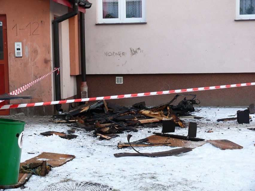 Chełm: Pożar na Wołyńskiej. 43-latek w ciężkim stanie trafił do szpitala