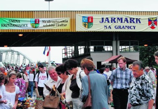 Na pierwszy "Jarmark na Granicy" zjechało kilkuset wystawców i kilka tysięcy odwiedzających.