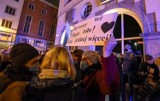 Trwają protesty po śmierci ciężarnej kobiety w Pszczynie. Kolejne zaplanowano w 56 miastach, m.in. w Pszczynie, Katowicach i Gliwicach