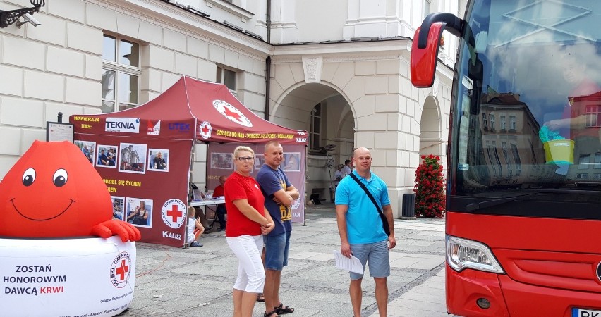 Akcja krwiodawstwa na Głównym Rynku w Kaliszu