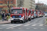 Parada samochodów przejechała przez Głogów. Barwny korowód ulicami miasta. ZDJĘCIA