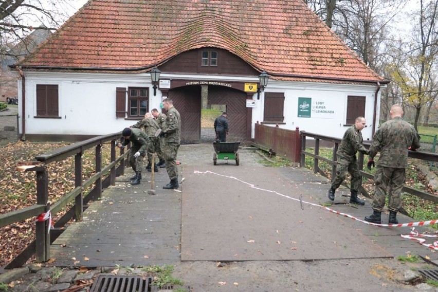 Ruszył remont mostu nad Paklicą przy muzeum