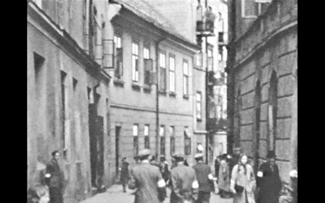 Kadr z filmu przedstawiającego Lublin z wiosny lub lata 1940 roku. Czarno-biały film trwający 8 minut i 41 sekund do Muzeum Holokaustu w Waszyngtonie trafił pod koniec ubiegłego roku.