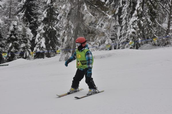 Mistrzostwa powiatu chrzanowskiego w narciarstwie alpejskim i snowboardzie [ZDJĘCIA]